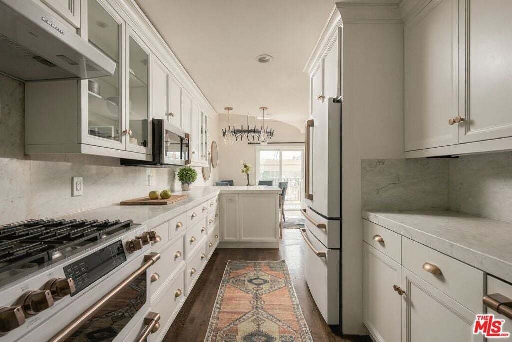 Condo in Santa Monica, California, United States 5 - 18942148