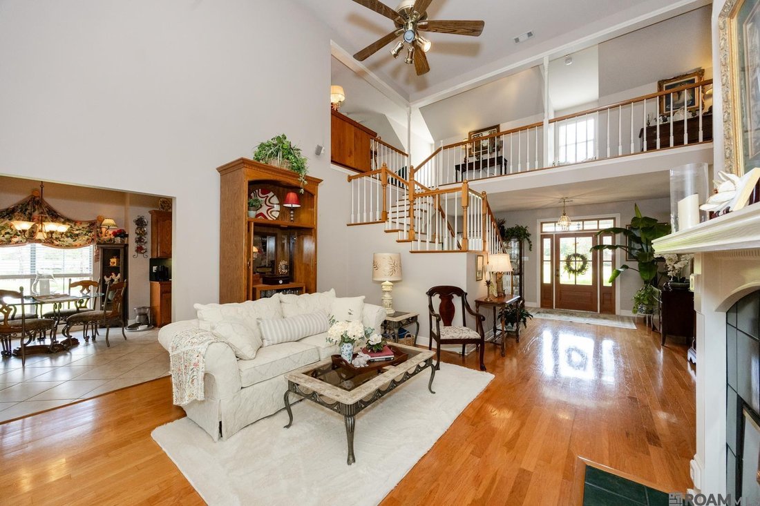 House in Gonzales, Louisiana, United States 2 - 18941402