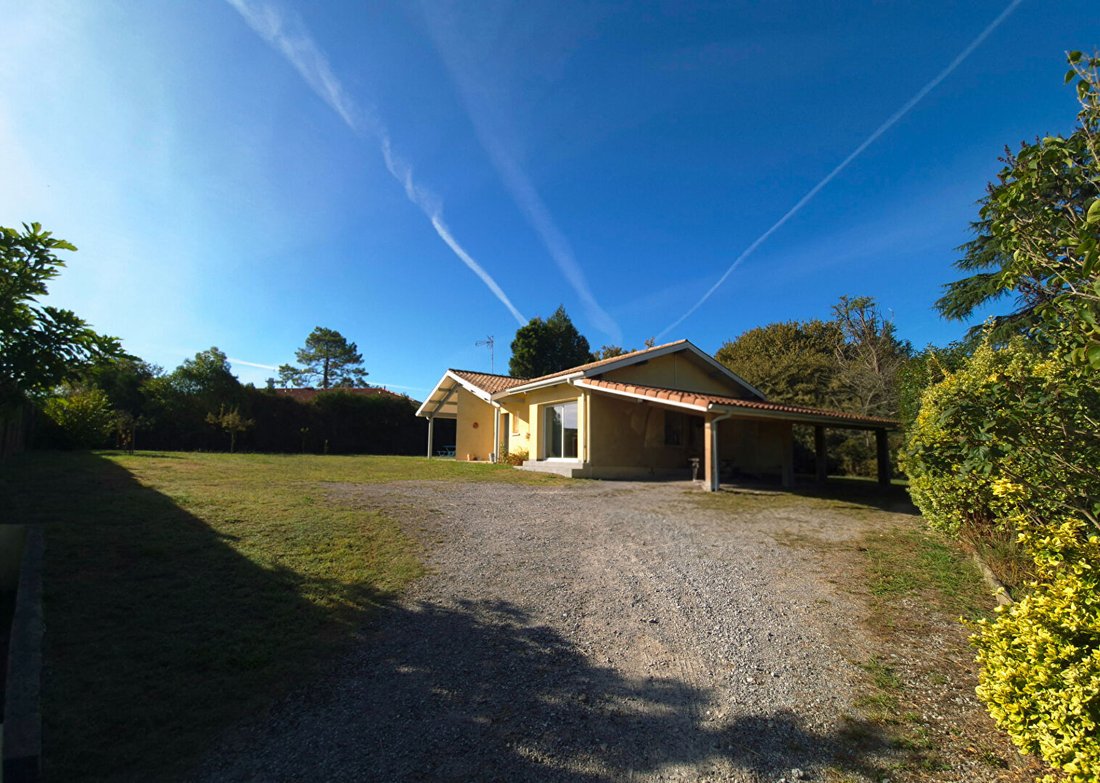 Villa in Est, Saint-Vincent-de-Tyrosse, France 2 - 18941070