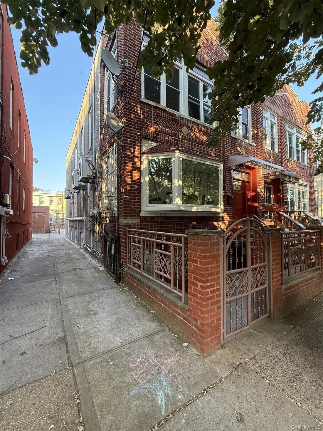 House in New York, New York, United States 2 - 18942313