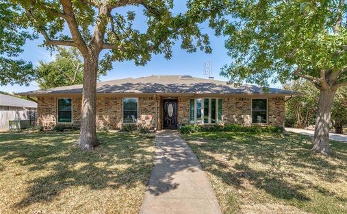 House in Plano, Texas, United States 1