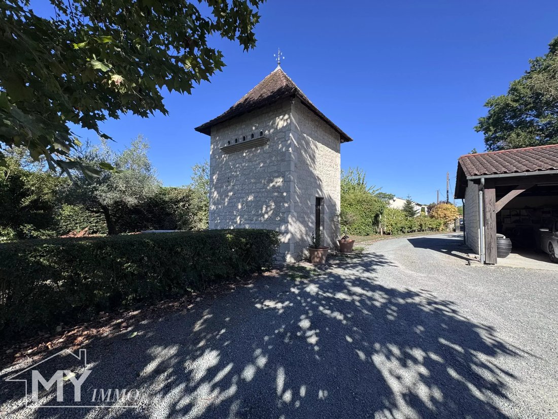 House in Pineuilh, Nouvelle-Aquitaine, France 3 - 18942231