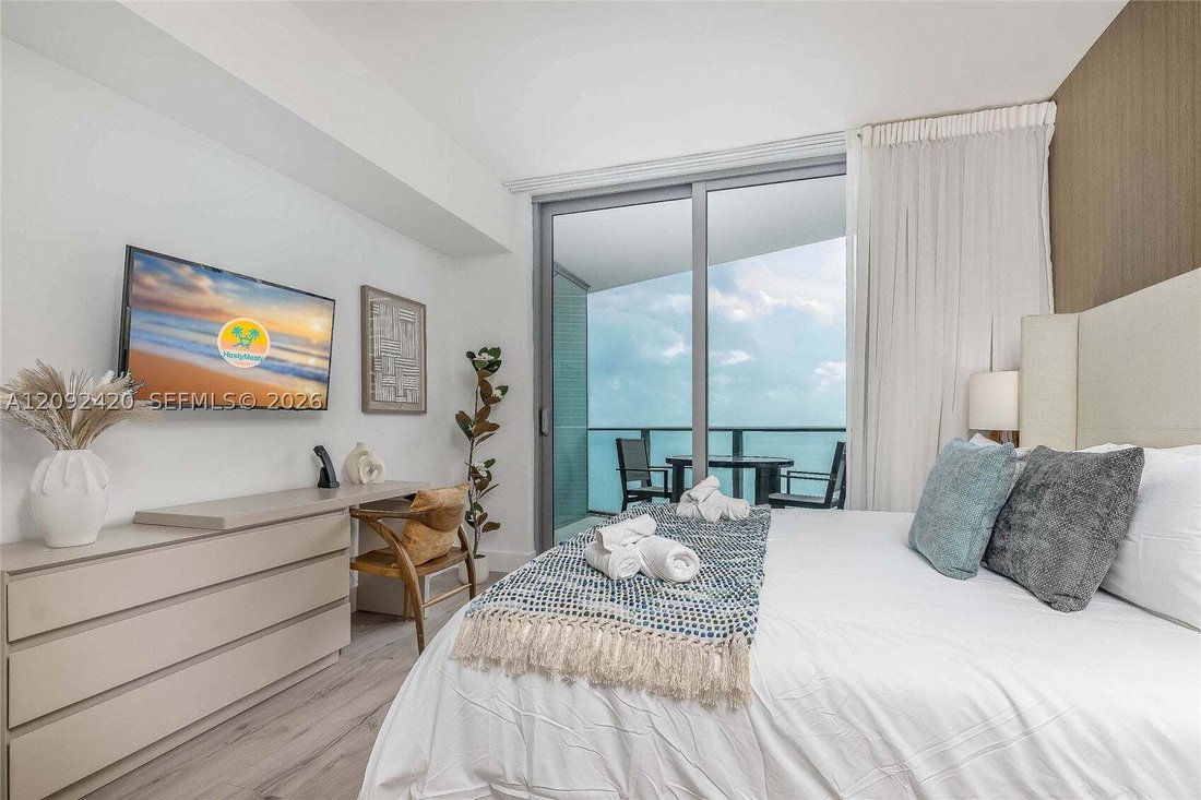 Condo in Hollywood, Florida, United States 5 - 18939821