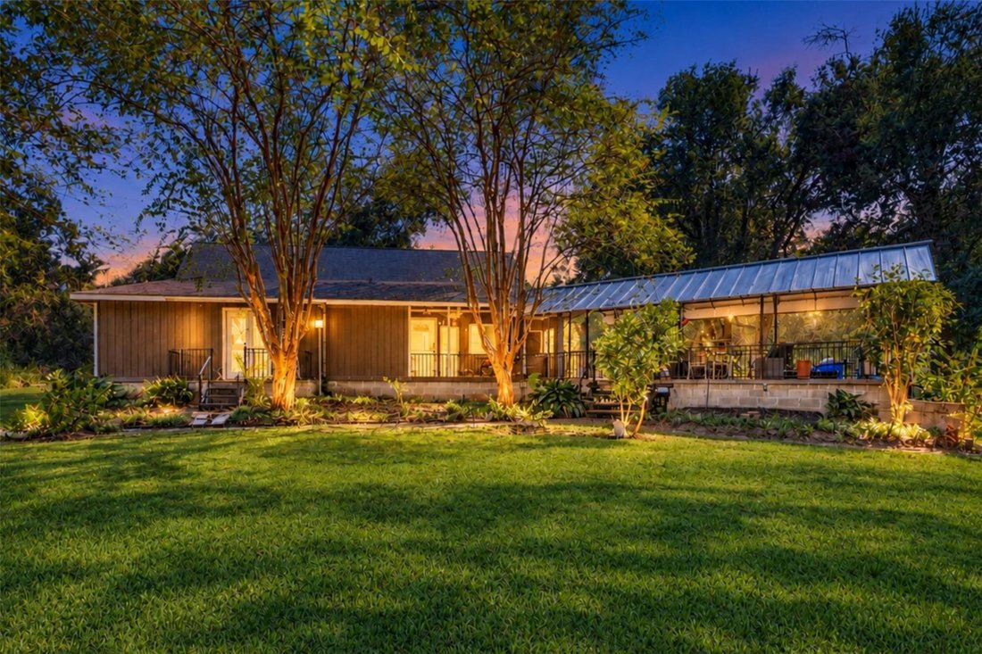House in Tomball, Texas, United States 5 - 18943595