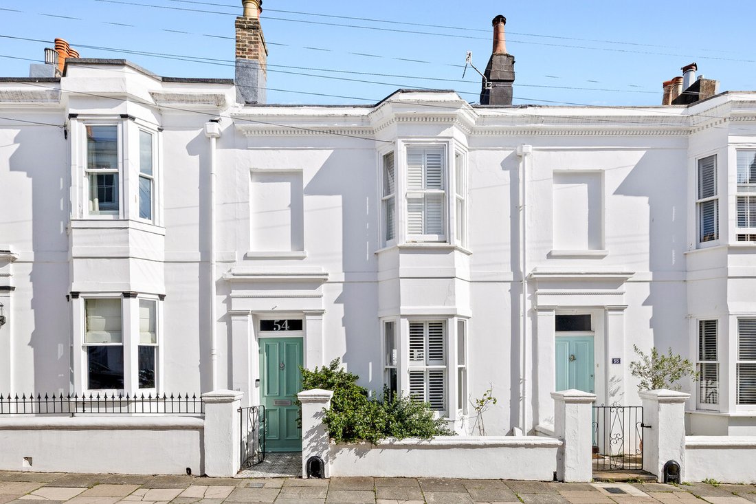 House in Hove, England 1 - 18944061