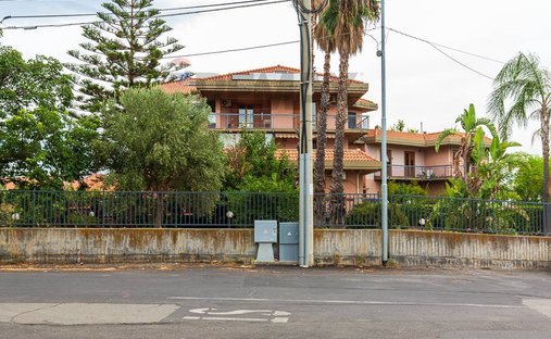 Apartment in Aci Catena, Sicily, Italy 1