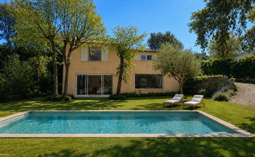 Villa in Gassin, Provence-Alpes-Côte d'Azur, France 1