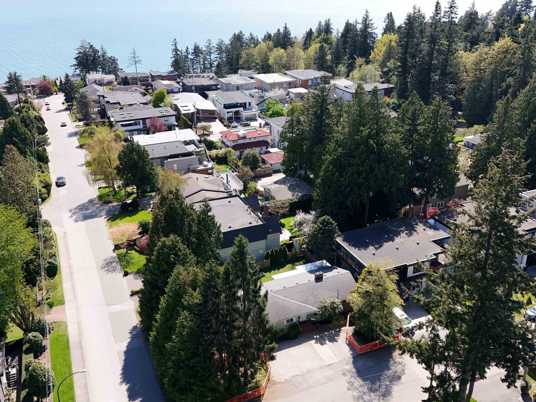 House in White Rock, British Columbia, Canada 3 - 18945226
