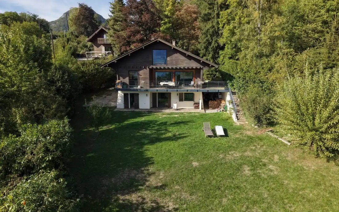 Casa a Bluffy, Auvergne-Rodano-Alpi, Francia 1 - 17958919