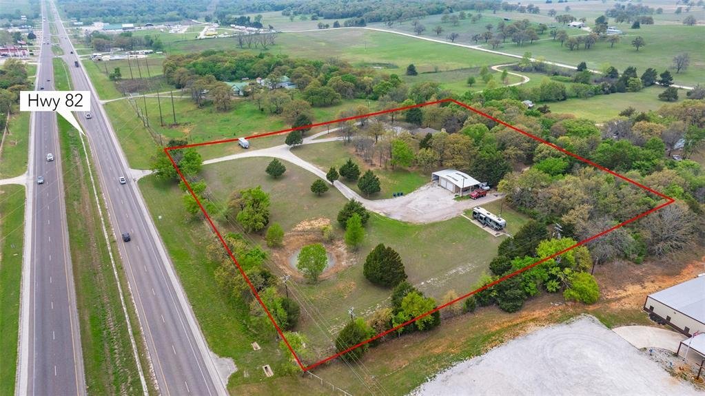 House in Gainesville, Texas, United States 1 - 18943608