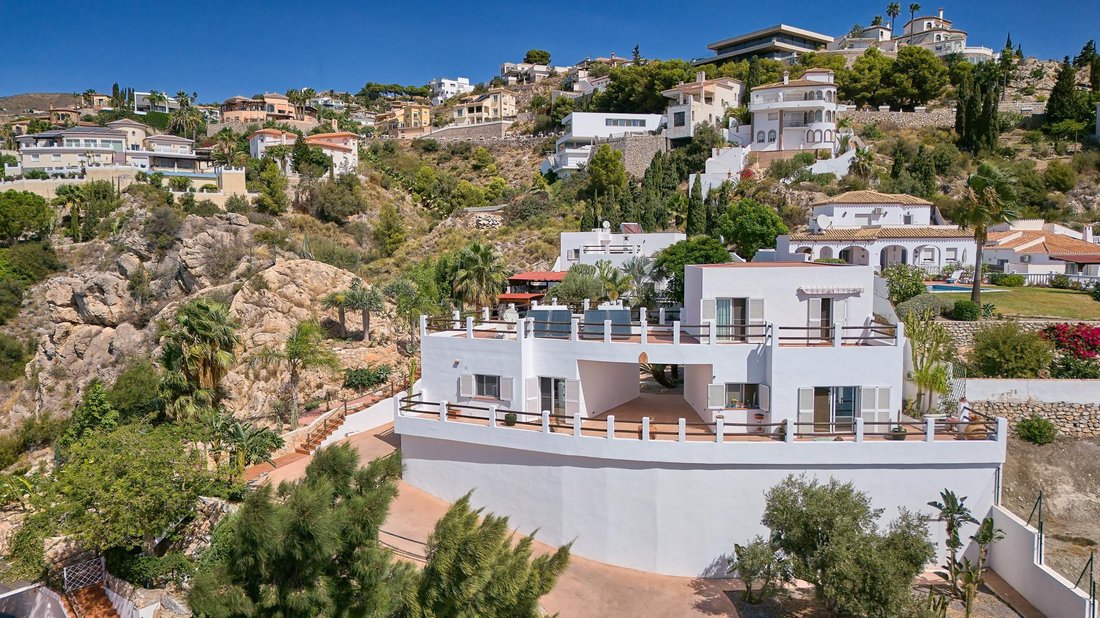 Villa in Salobrena, Andalusia, Spain 4 - 18939768