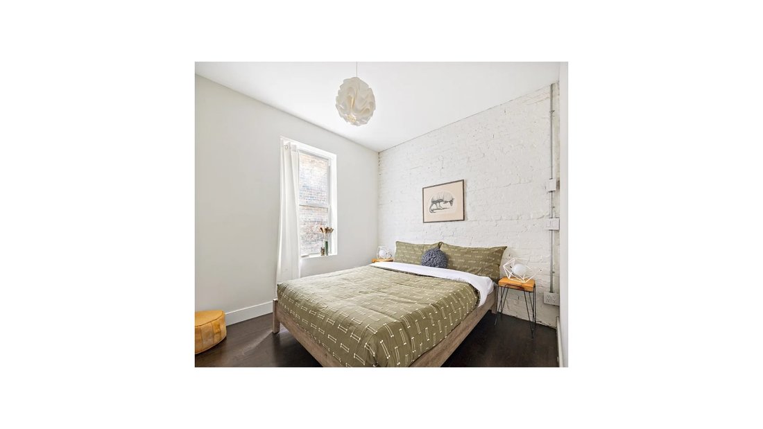 Co Op in New York, New York, United States 5 - 18943738
