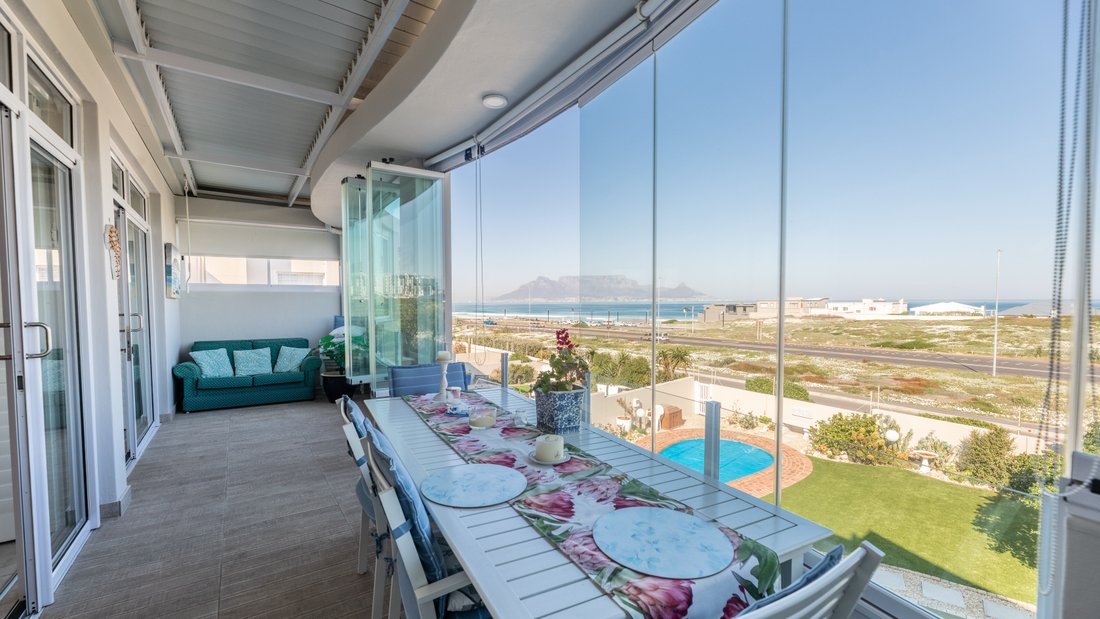 Country House in Bloubergstrand, Blaauwberg, Cape Town 2 - 18941123