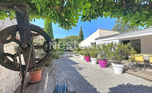 House in Sud, Nieul-sur-Mer, France 1
