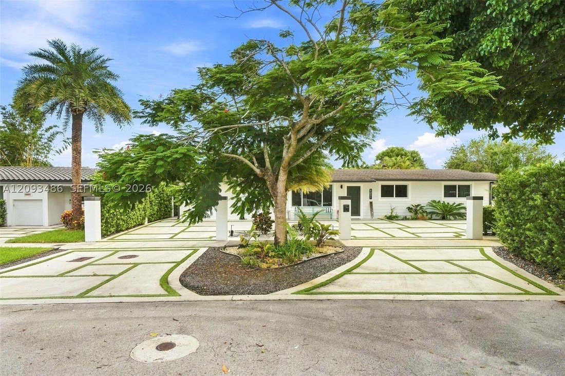 House in Miami, Florida, United States 2 - 18943018