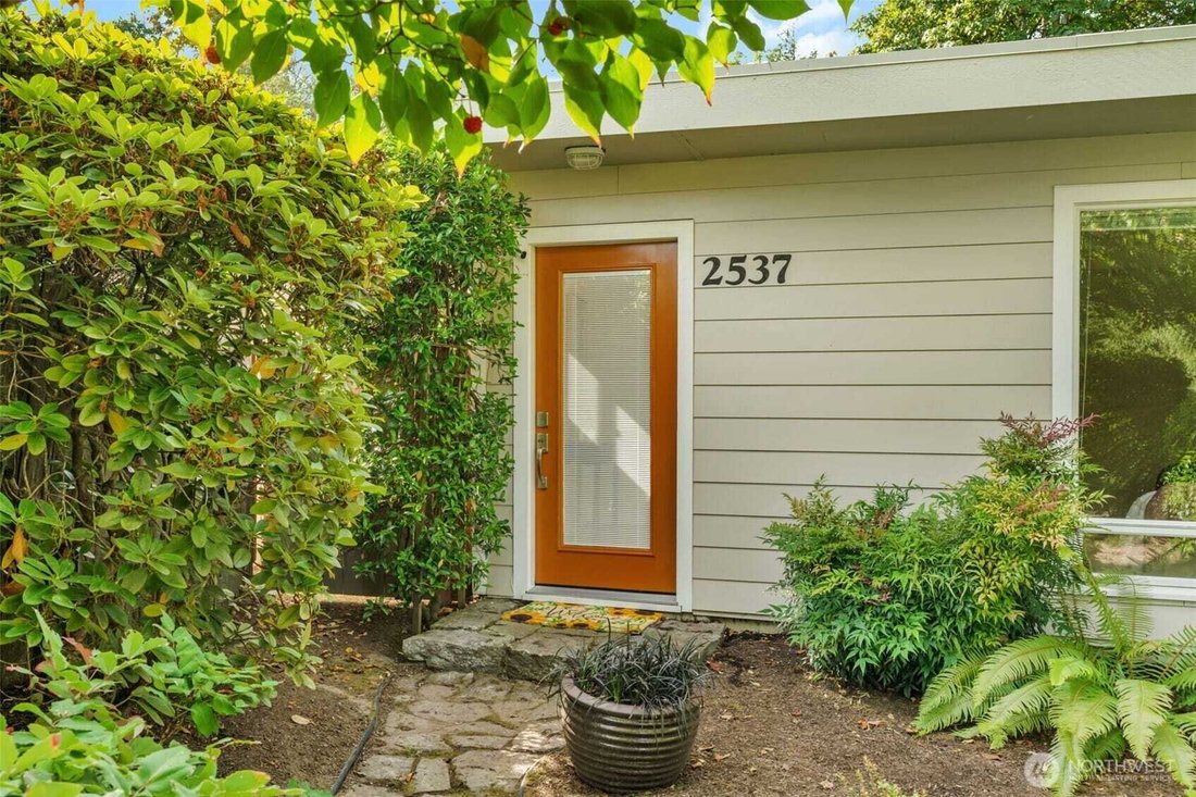 House in Seattle, Washington, United States 1 - 18942275