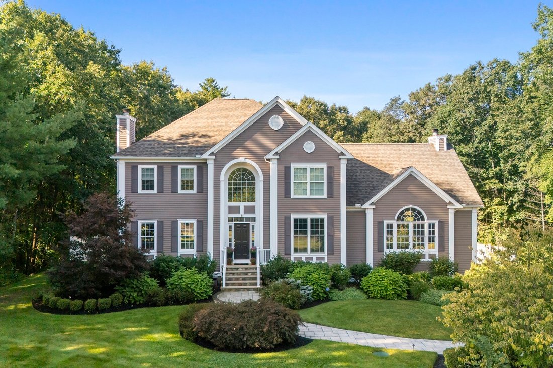 House in Middleton, Massachusetts, United States 1 - 18943757