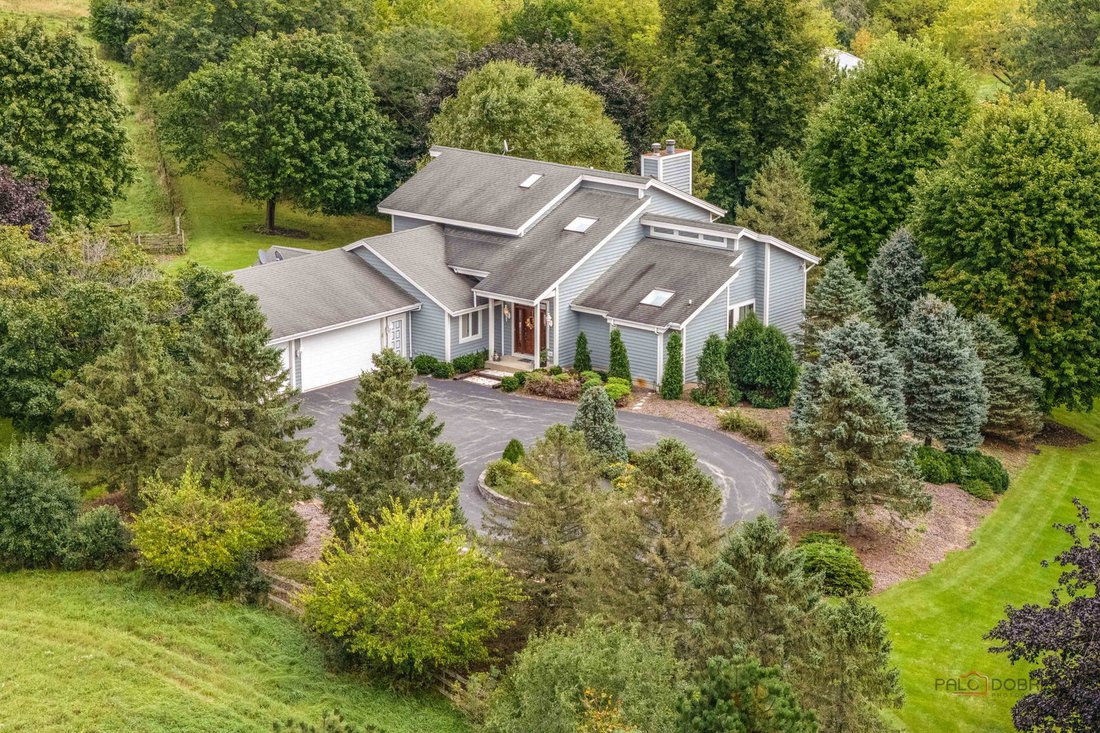 House in Wauconda, Illinois, United States 1 - 18943133