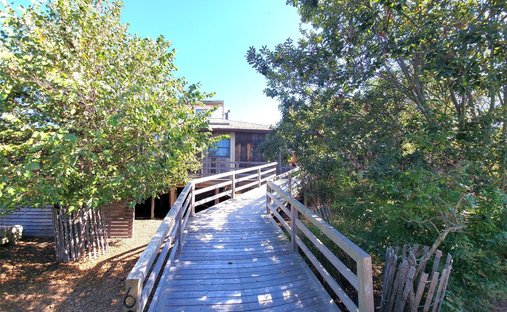 House in Bay Shore, New York, United States 1