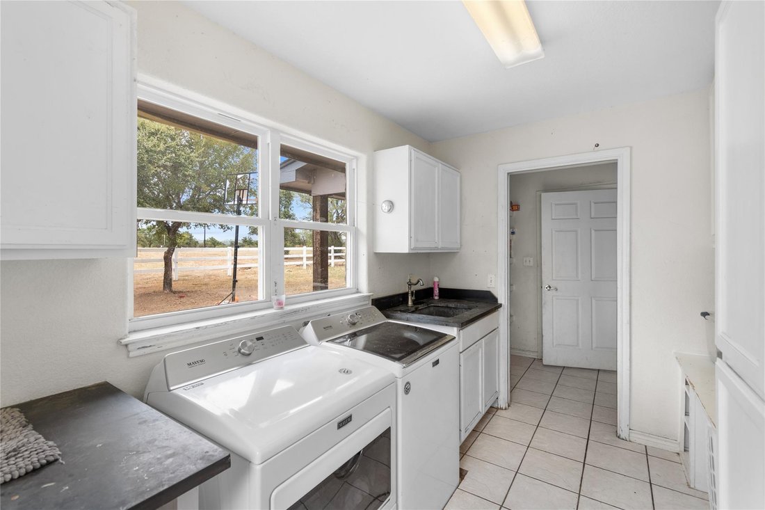 House in Marble Falls, Texas, United States 5 - 18939542