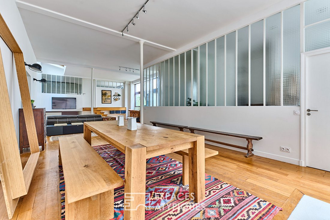 Apartment in Belleville-Saint Maur, Paris 11e Arrondissement, Paris 4 - 18944380