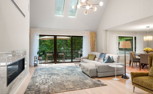 Townhouse in Newton, Massachusetts, United States 1