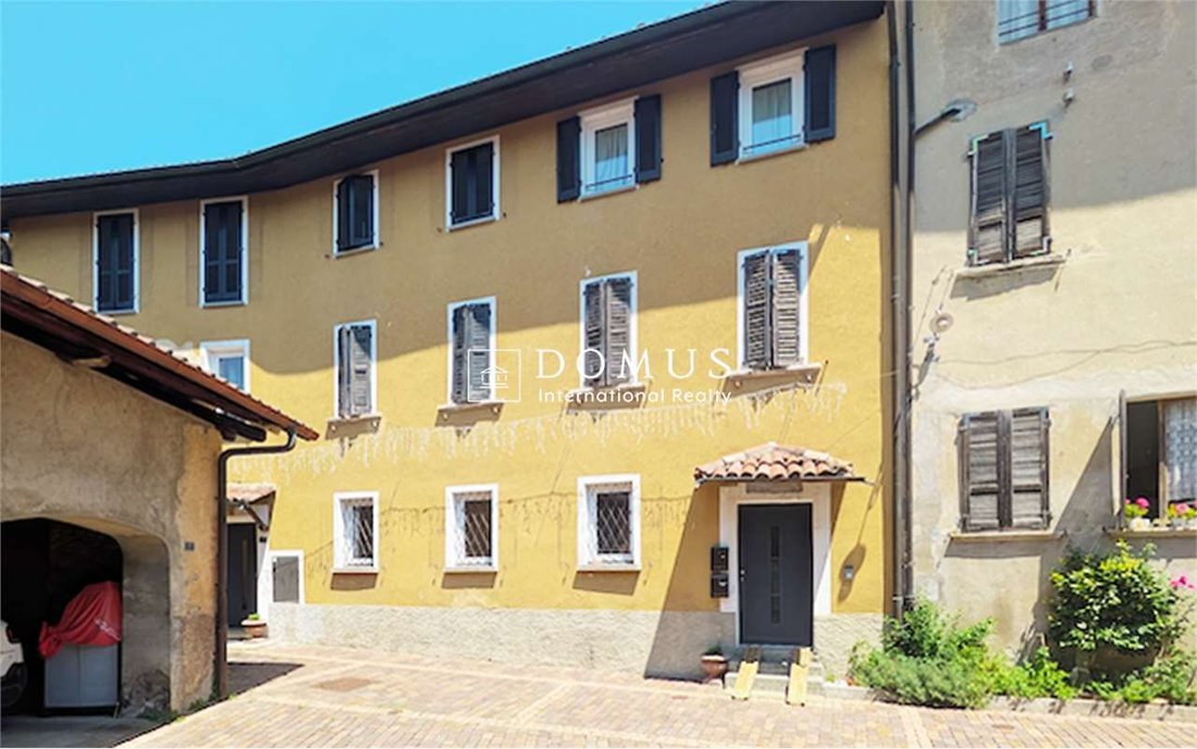 Apartment in Gentilino, Collina d'Oro, Ticino 1 - 18942429