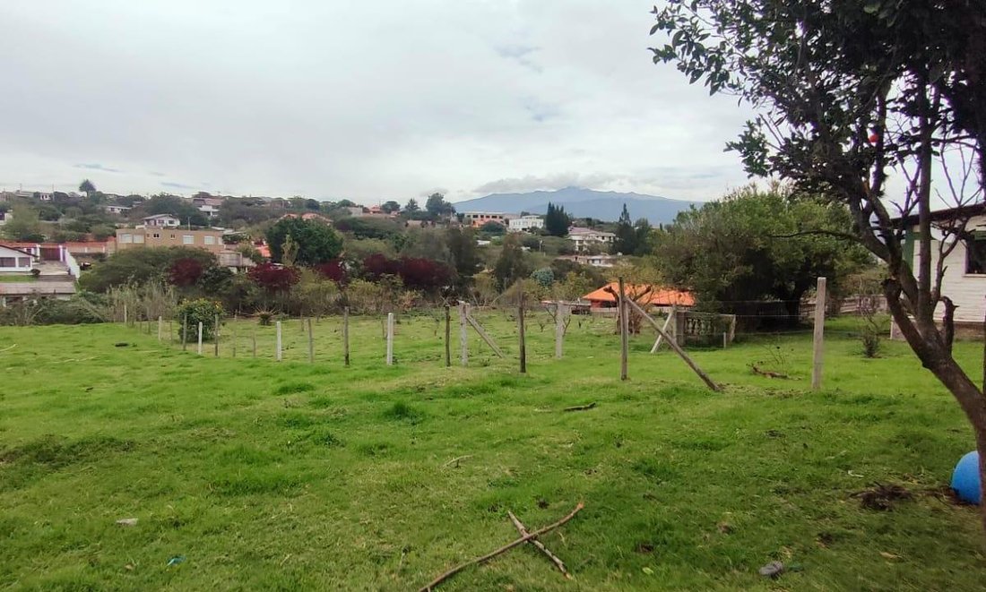 Land in Quito, Pichincha, Ecuador 1 - 18941467