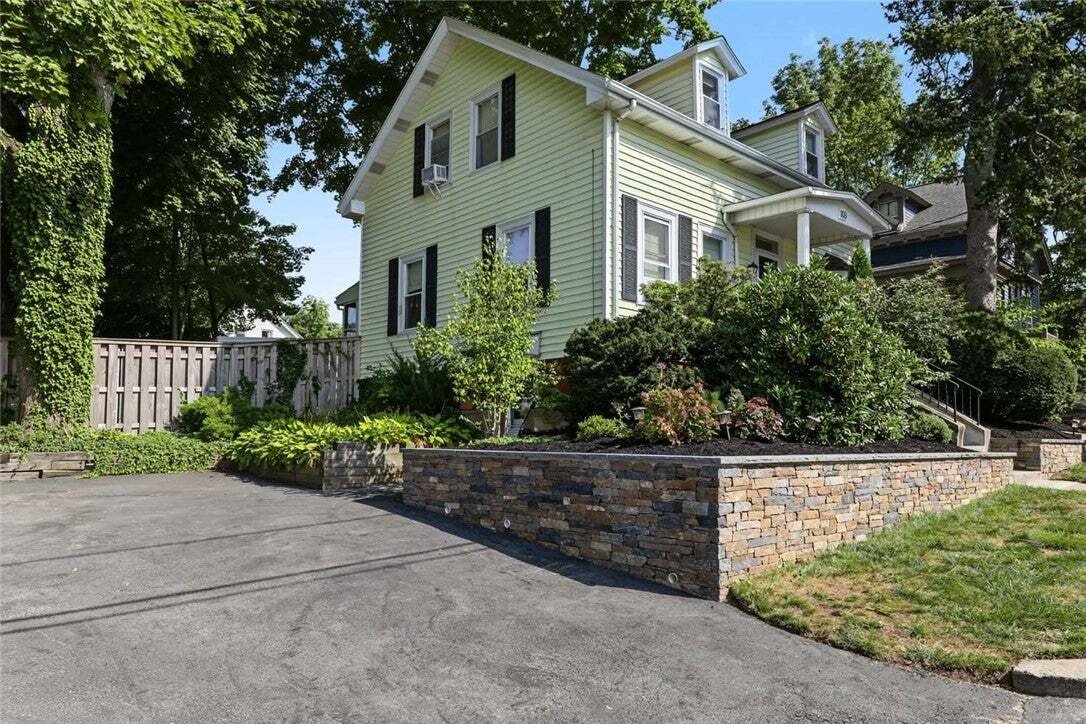 House in Pawtucket, Rhode Island, United States 1 - 18942023