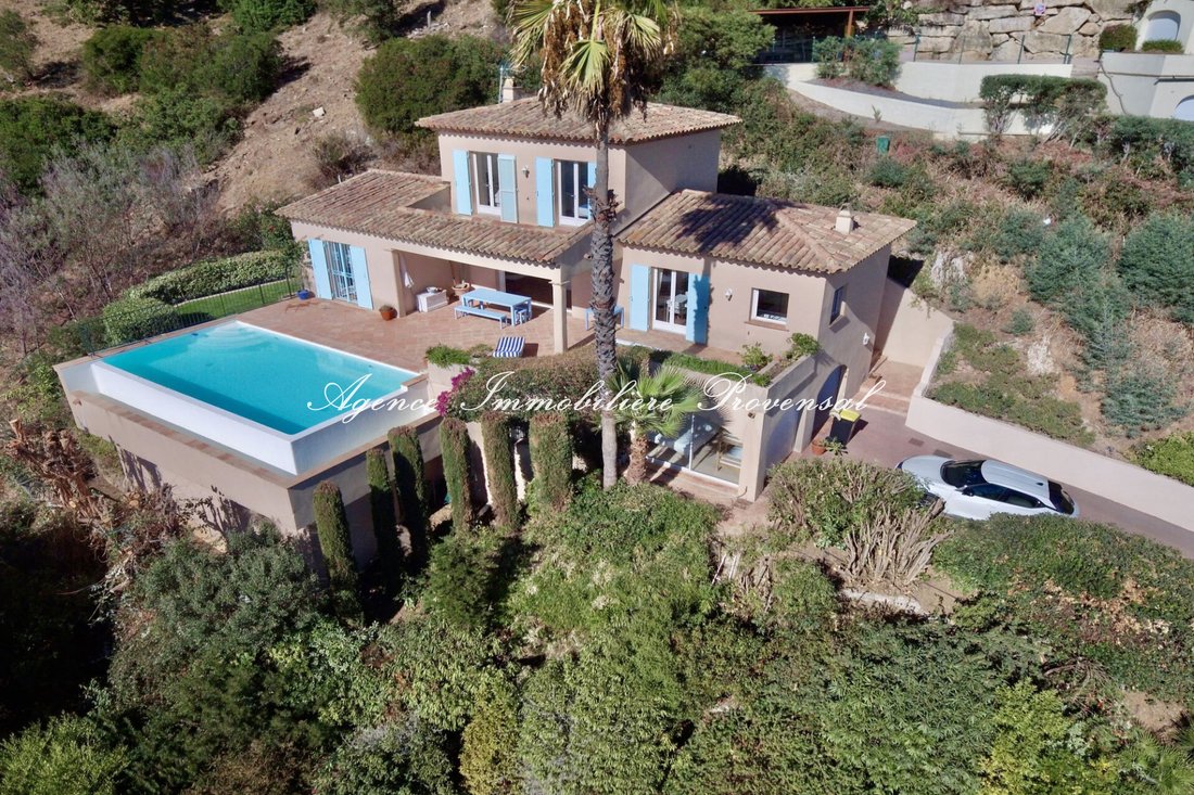 Villa in Ville-Les Saquedes-Le Bouillonnet, Sainte-Maxime, France 1 - 18940528