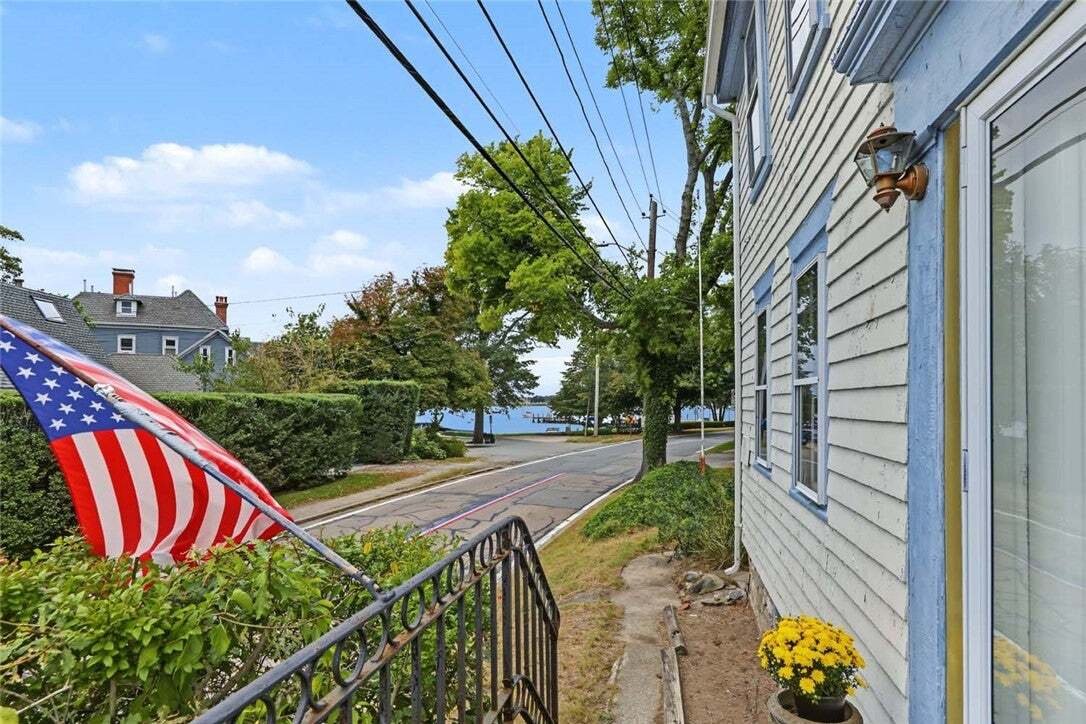 House in Bristol, Rhode Island, United States 2 - 18942011