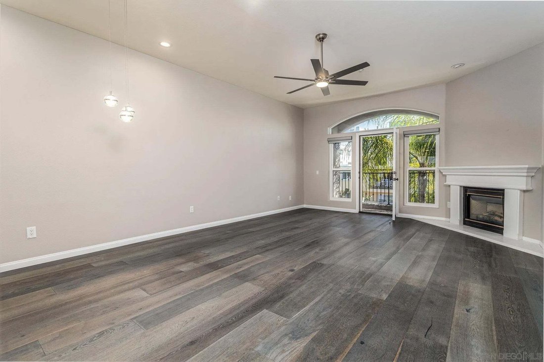 Townhouse in San Diego, California, United States 5 - 18943215