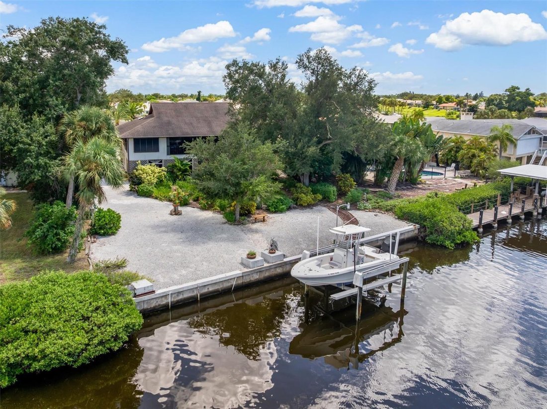 House in Englewood, Florida, United States 3 - 18942943