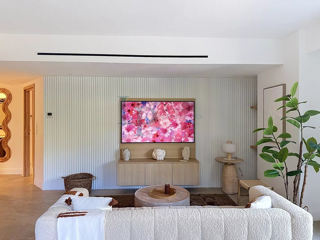 Apartment in La Source, Cannes, France 5 - 18944109