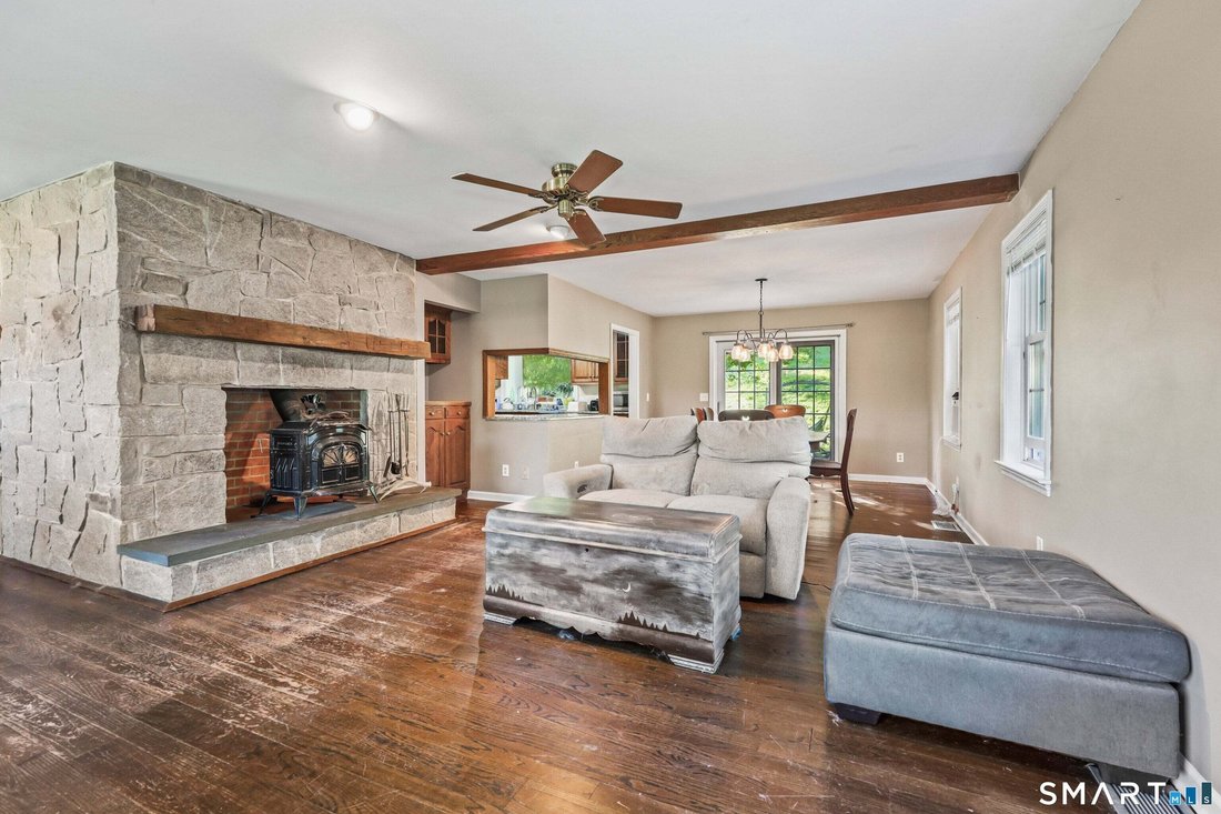 House in Woodbury, Connecticut, United States 3 - 18939318