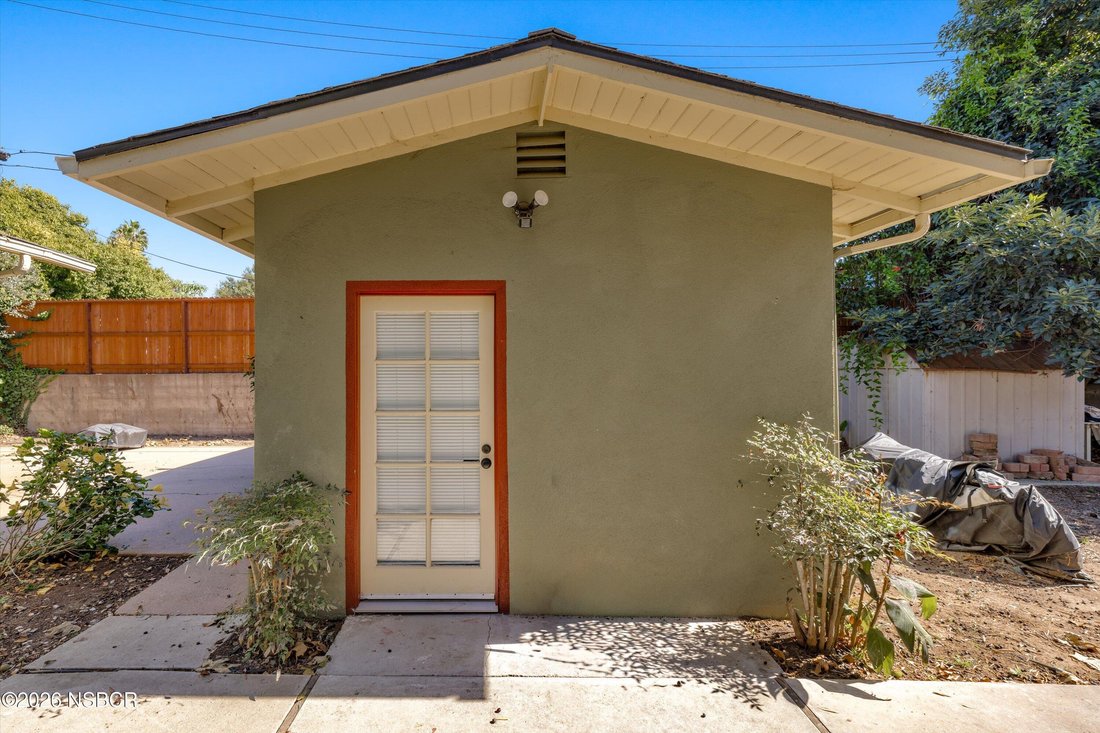 Santa Barbara, California, United States 4 - 18941828