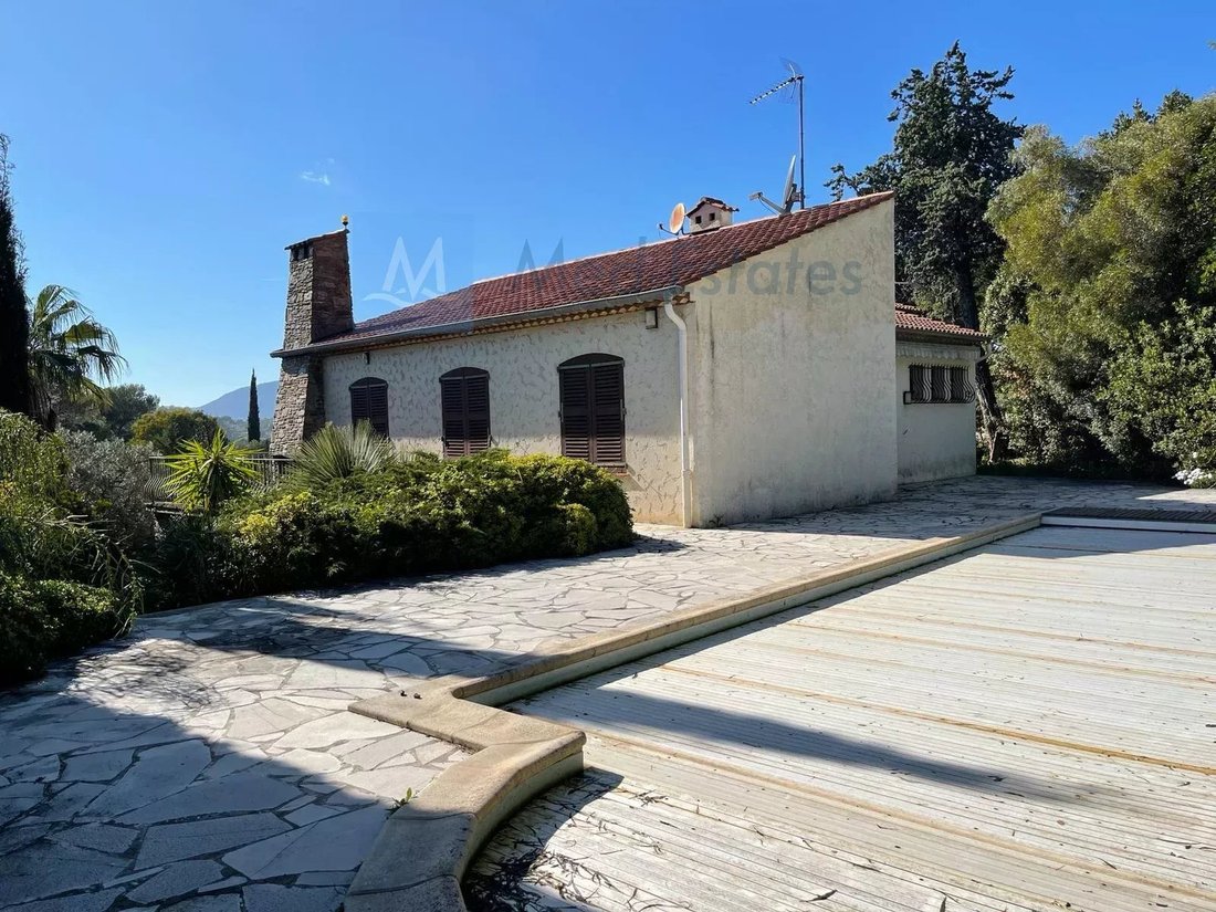 Villa en La Croix-Valmer, Provenza-Alpes-Costa Azul, Francia 5 - 17038877