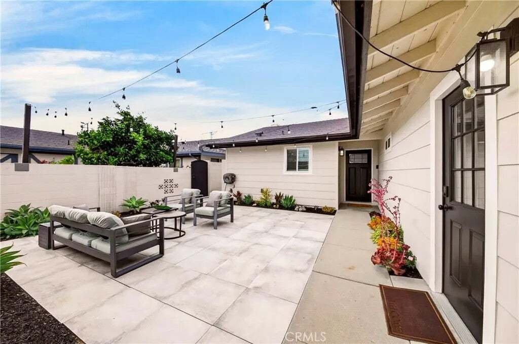 House in Lakewood, California, United States 3 - 18939619