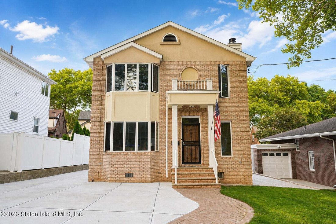 House in New York, New York, United States 1 - 18939255