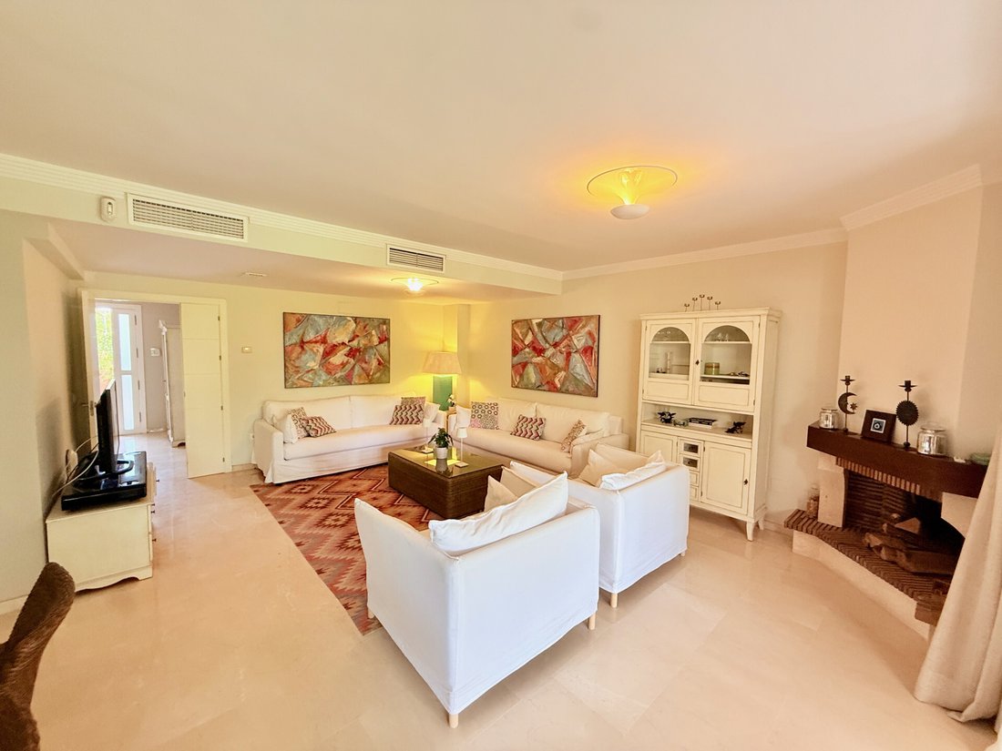 House in Marbella, Andalusia, Spain 4 - 18939376