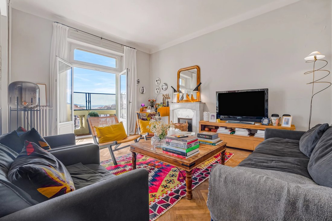 Apartment in Saint Nicolas, Cannes, France 3 - 18940537