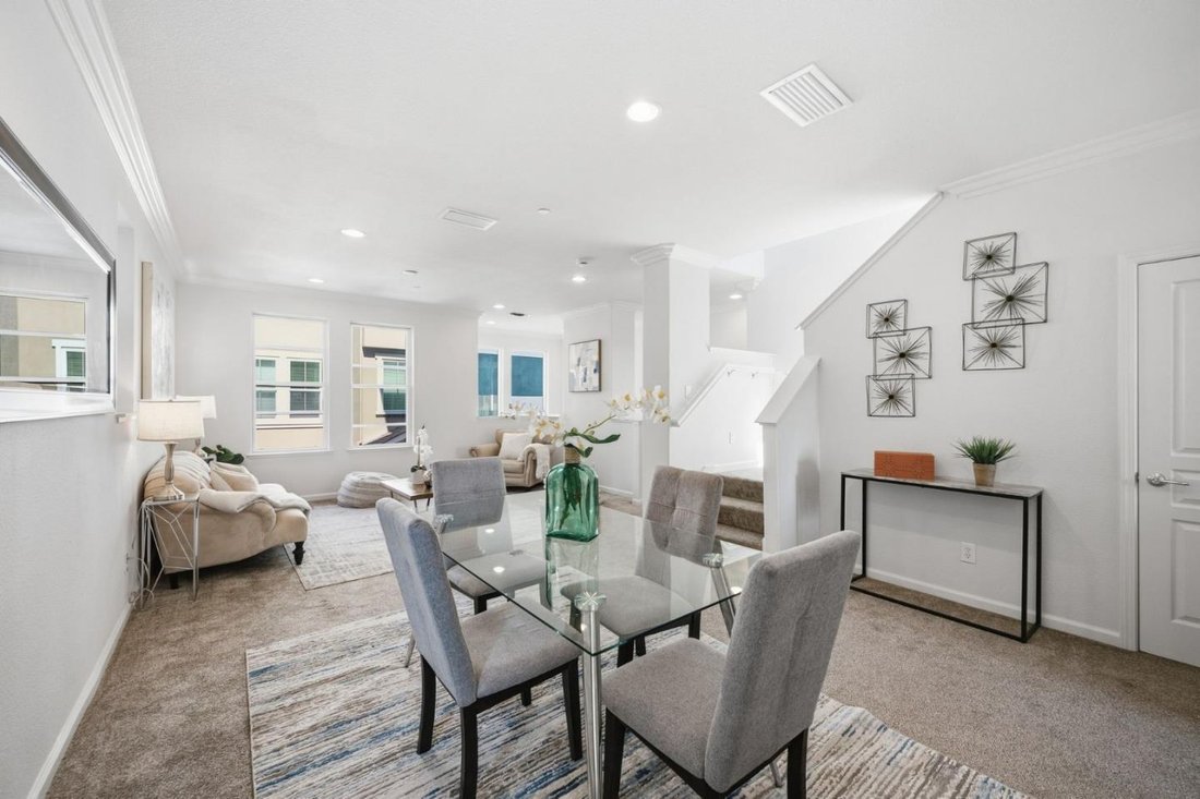 Townhouse in San Jose, California, United States 4 - 18942555