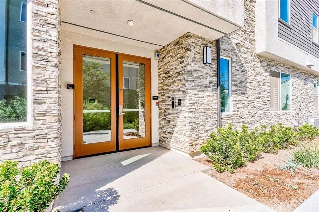 Townhouse in Irvine, California, United States 2 - 18943278