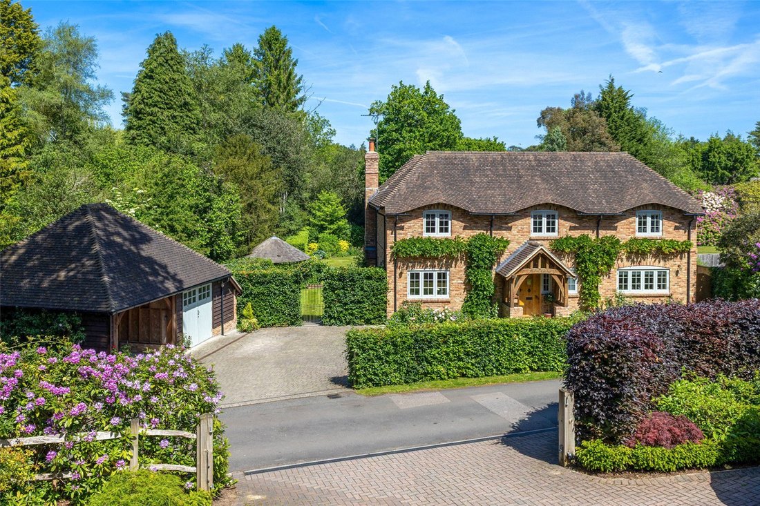 House in West Chiltington, England 1 - 18939557
