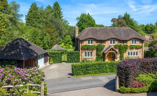 House in West Chiltington, England 1