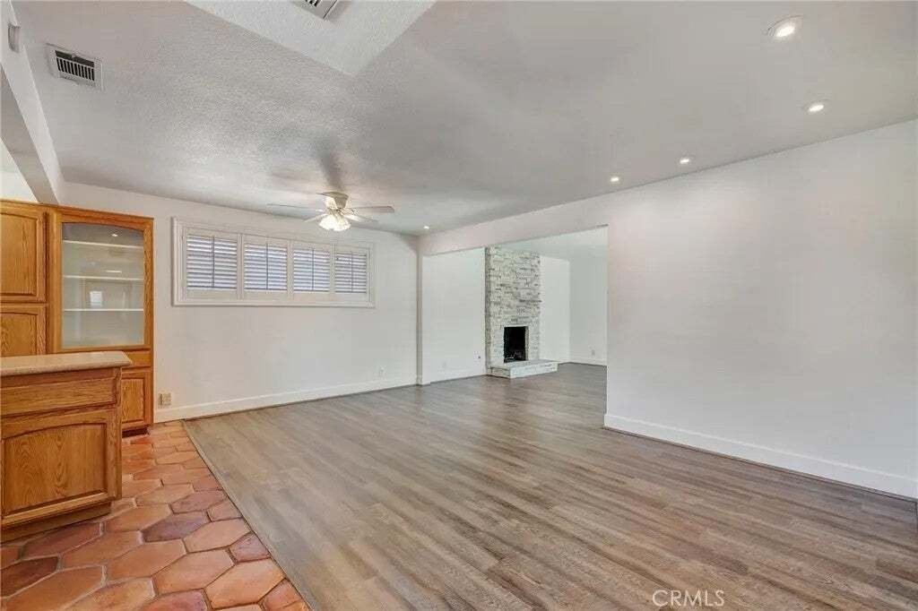 House in Signal Hill, California, United States 4 - 18638242