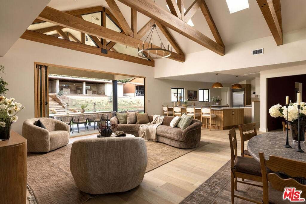 House in Altadena, California, United States 3 - 18942125