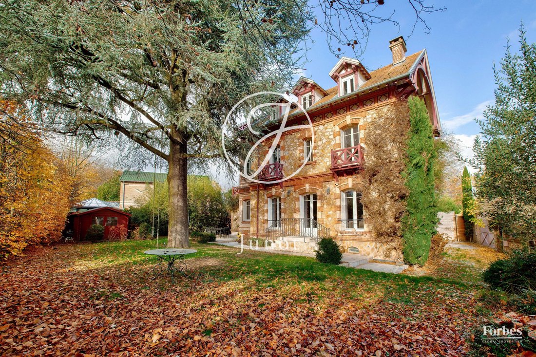House in Plateau de Cazes, Vaucresson, France 2 - 18939757