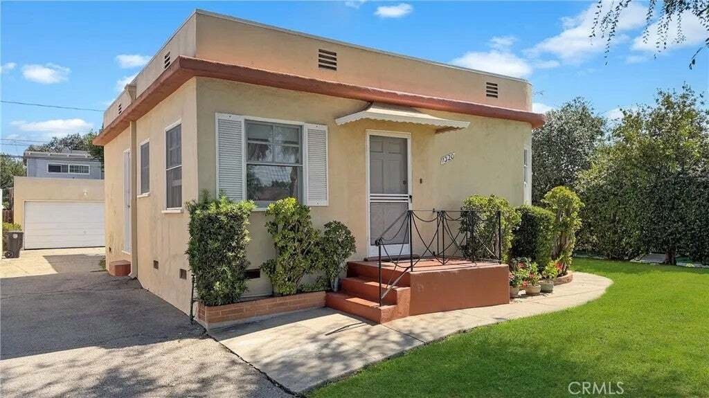 House in Burbank, California, United States 5 - 18934635