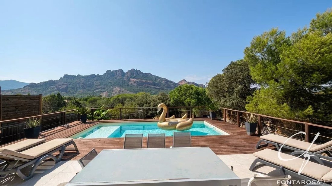 House in Ecarts, Roquebrune-sur-Argens, France 2 - 18944064